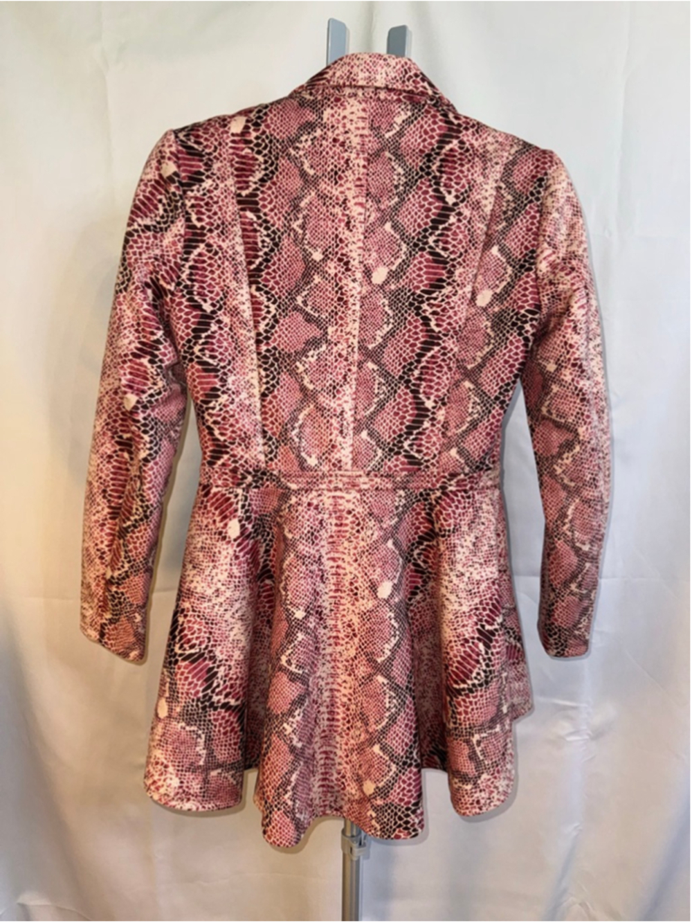 Women's VENUS Pink Brown Snake Print Faux Suede Blazer S - Picture 2 of 10